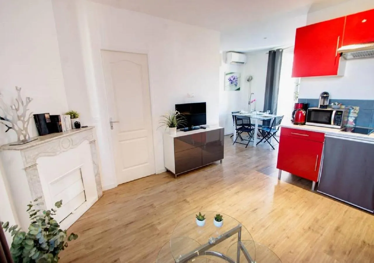 Lovely One Bedroom Apartment Gambetta カンヌ 0*,  フランス