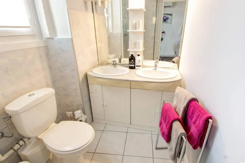 Lovely One Bedroom Apartment Gambetta カンヌ